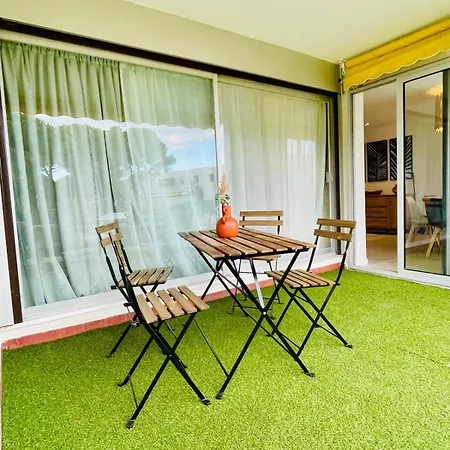 Standing 70m2 Proche Avec Piscine Διαμέρισμα *